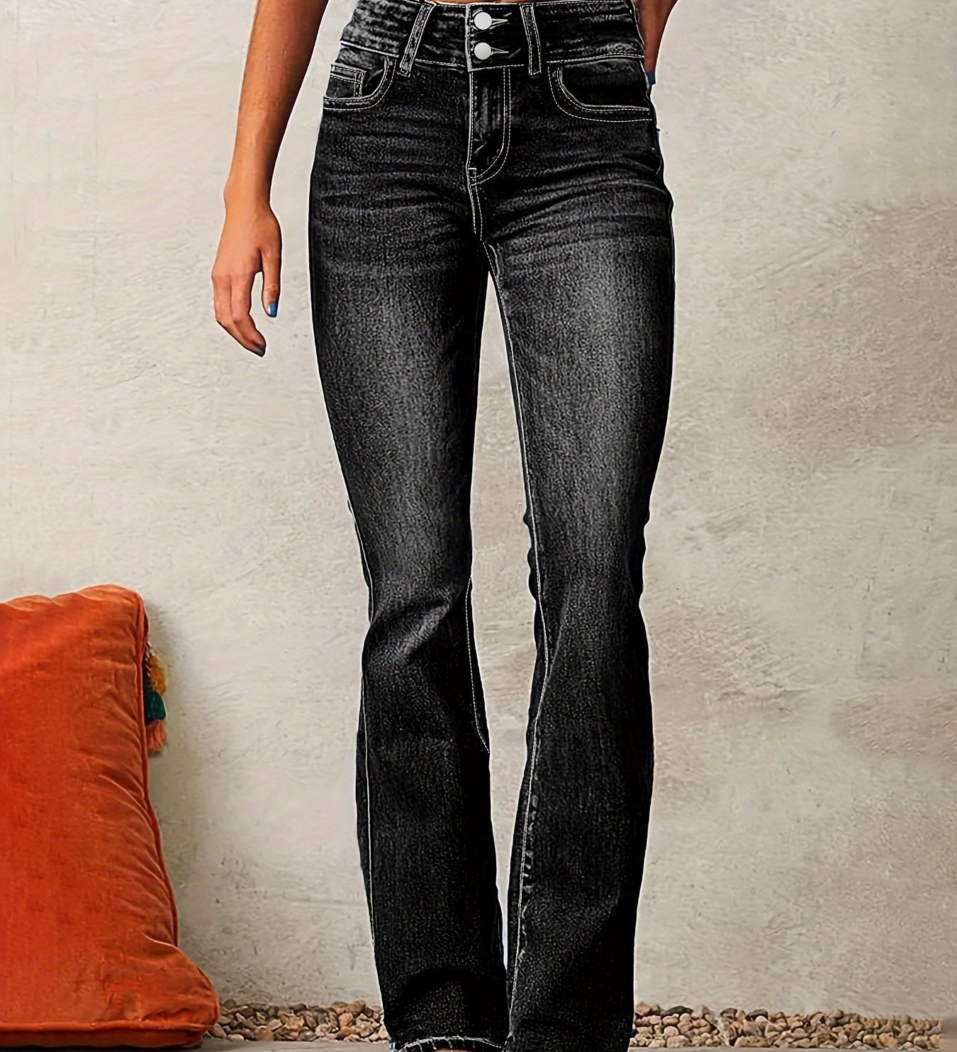 Gloria – Džinsai su aukštu liemeniu ir platėjančiomis kojomis