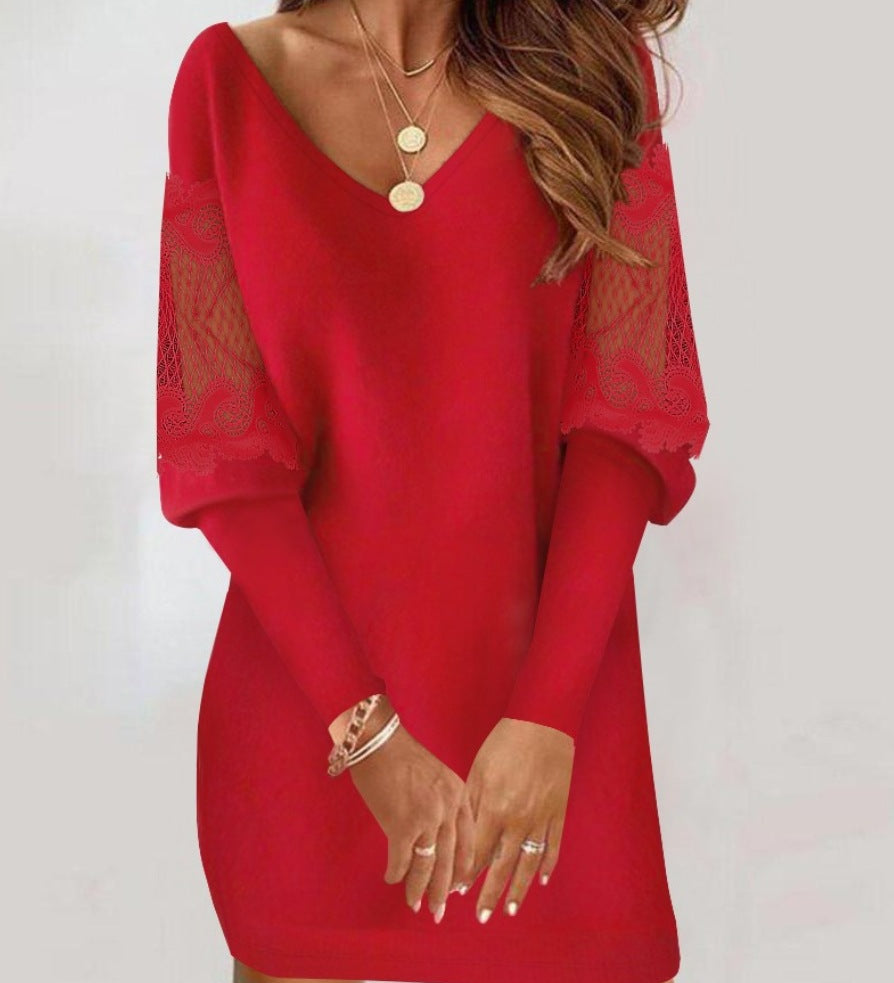 Alicija | Elegantiška suknelė su nėriniuotais rankovėmis