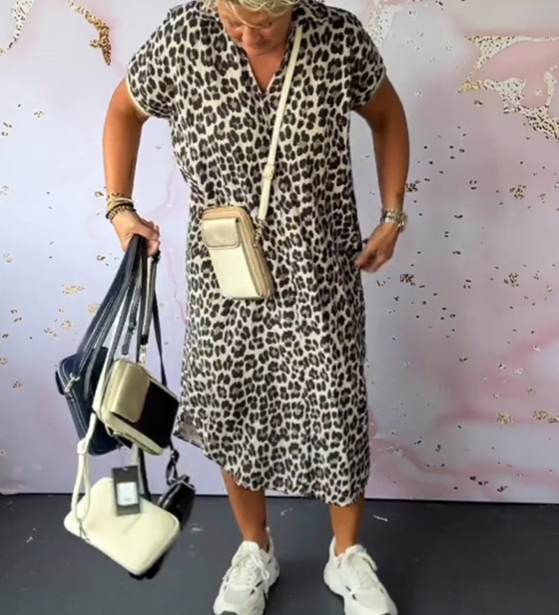 Wiesława – Elegantiška suknelė su leopardų raštu