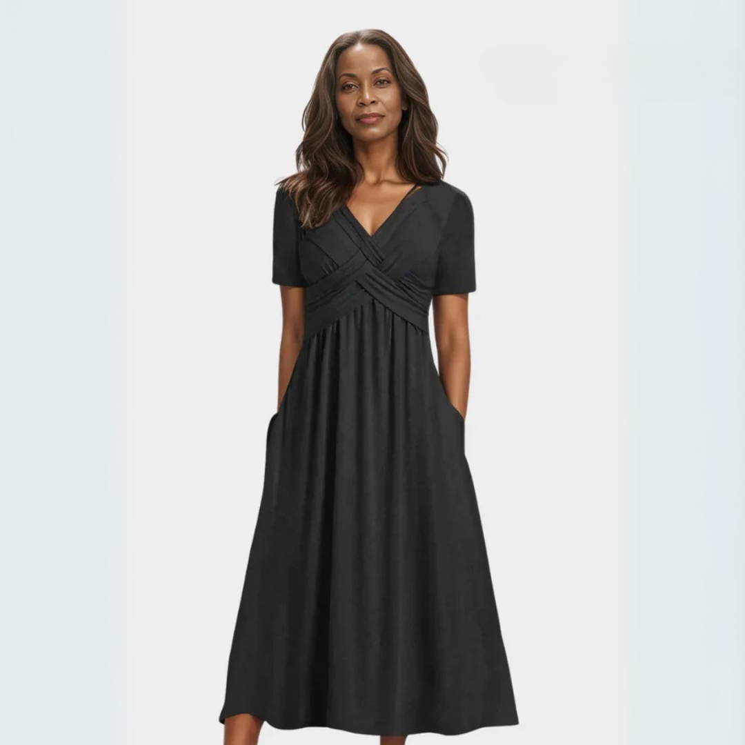 Adéla | Elegantiškos ir maloniai priglundančios suknelės