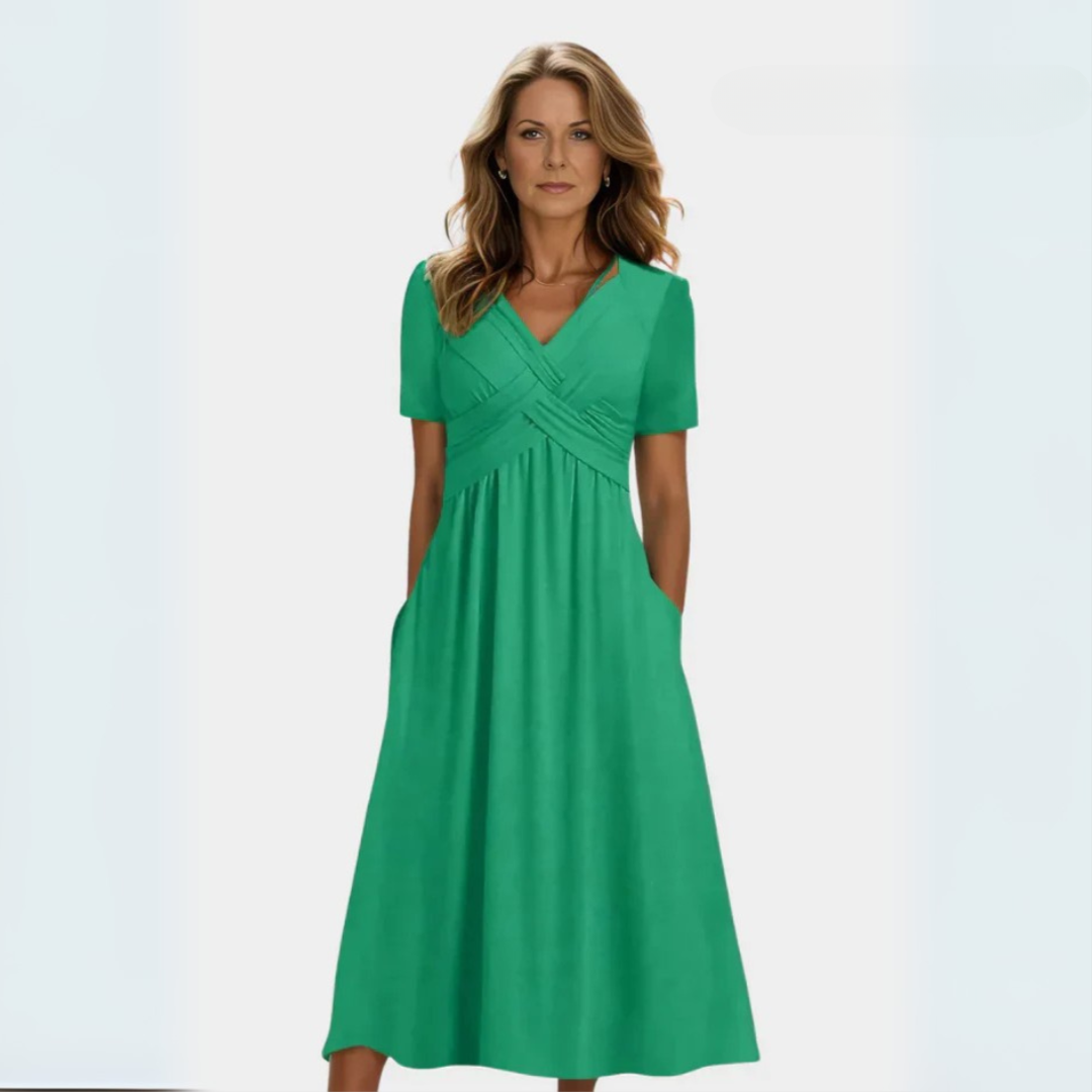 Adéla | Elegantiškos ir maloniai priglundančios suknelės