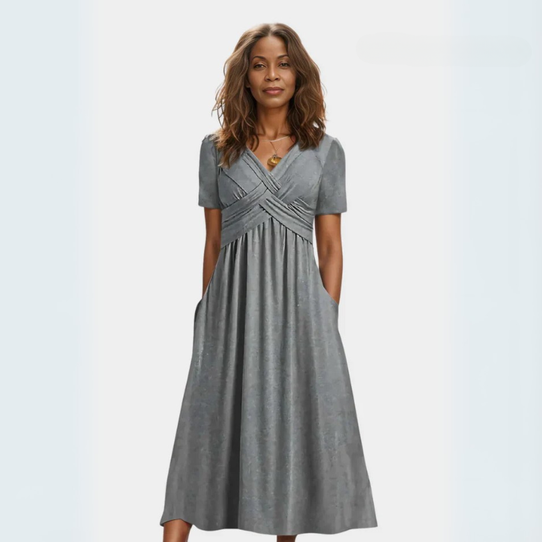 Adéla | Elegantiškos ir maloniai priglundančios suknelės