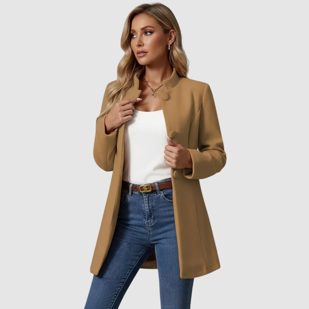 Natalia - Klasikinis moteriškas paltas su prigludusiu siluetu