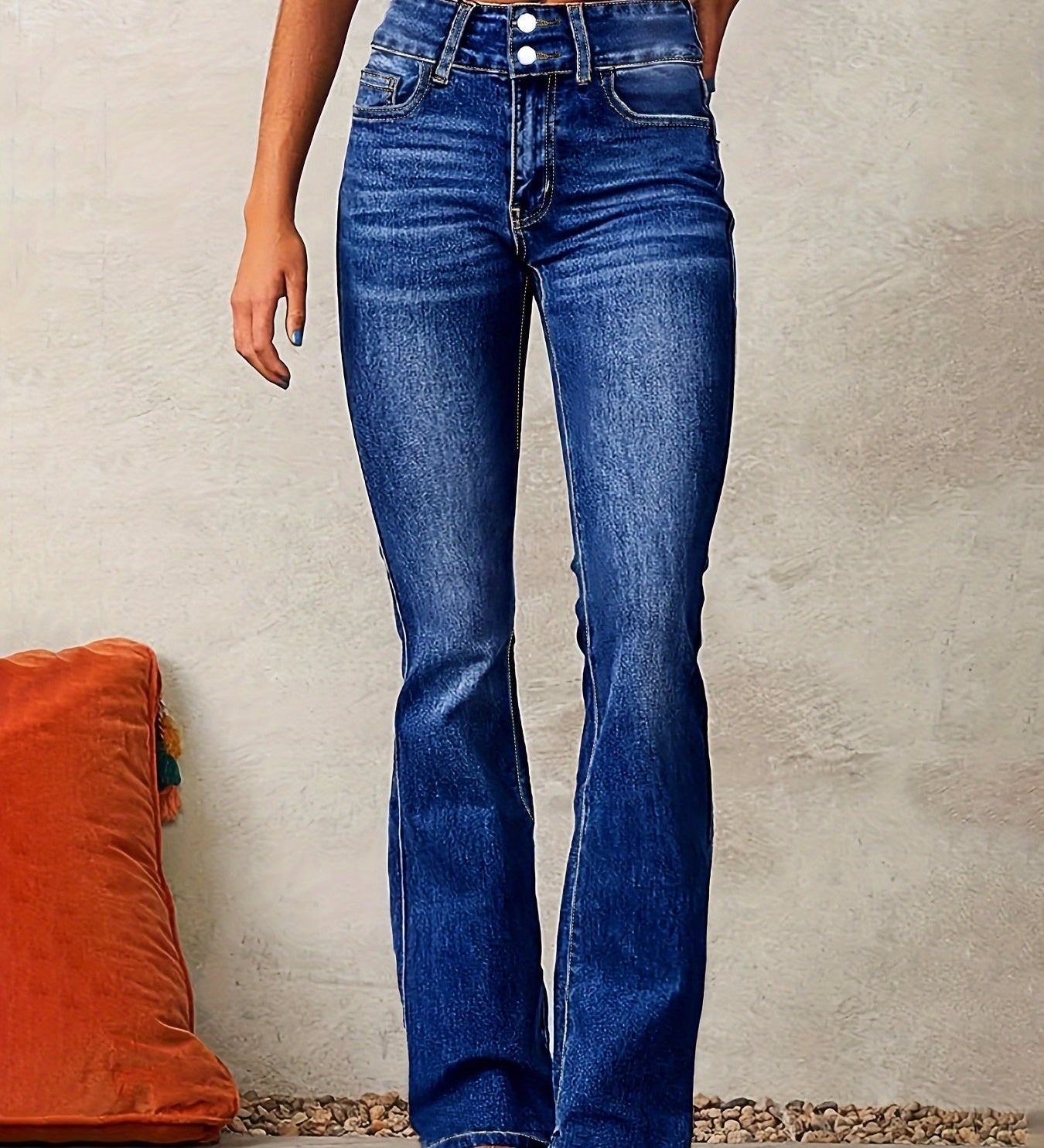 Gloria – Džinsai su aukštu liemeniu ir platėjančiomis kojomis