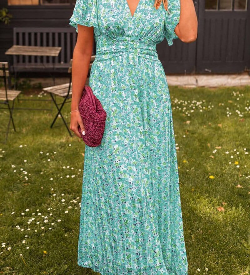 Jagna – Elegantiška maksi suknelė su V formos iškirpte